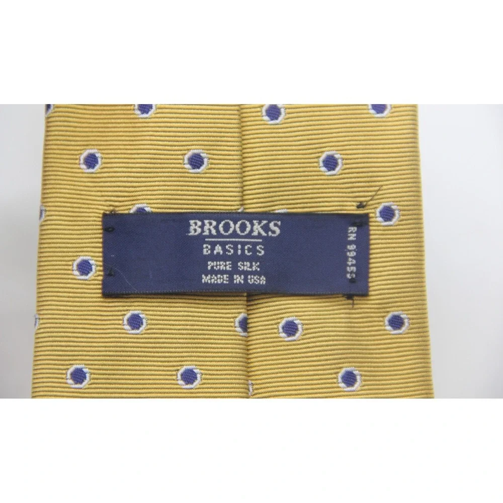 Brooks Brothers Basic Silk Tie Men's Yellow Dot USA Old Money Classic Preppy